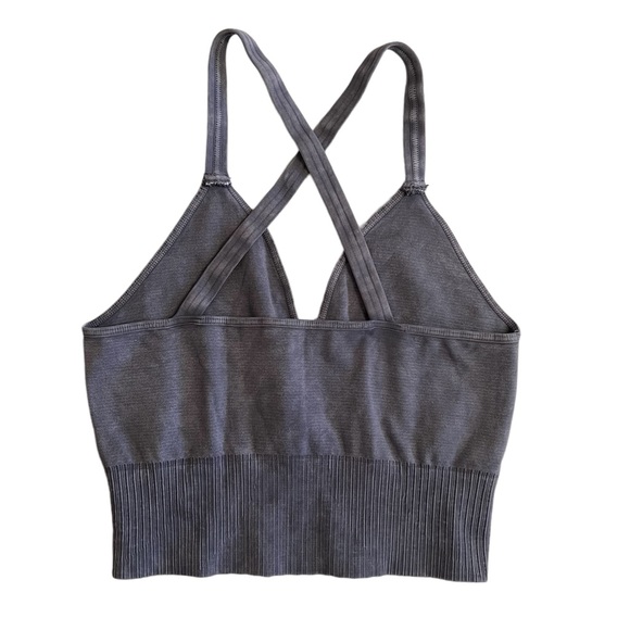 Free People Good Karma Crop Tank in Dark Grey Size M/L NEW - Picture 3 of 5